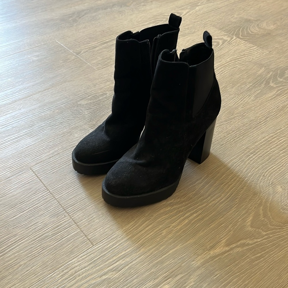 Forever 21 black heel boots